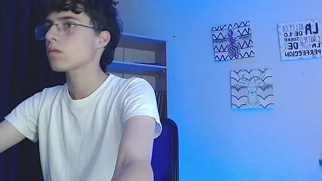 Snapshot of Jeam_hot chatting on December 18, 2024, 9:08 pm Jeam hot online show from December 18, 2024, 9:08 pm