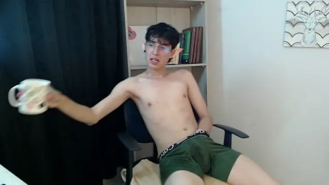 Snapshot of Jeam_hot chatting on December 22, 2024, 12:50 am Jeam hot online show from December 22, 2024, 12:50 am