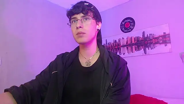 Snapshot of Jeam_hot chatting on January 3, 2025, 10:08 pm Jeam hot online show from January 3, 2025, 10:08 pm