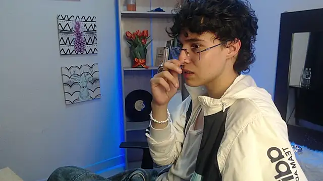 Snapshot of Jeam_hot chatting on January 11, 2025, 10:07 pm Jeam hot online show from January 11, 2025, 10:07 pm