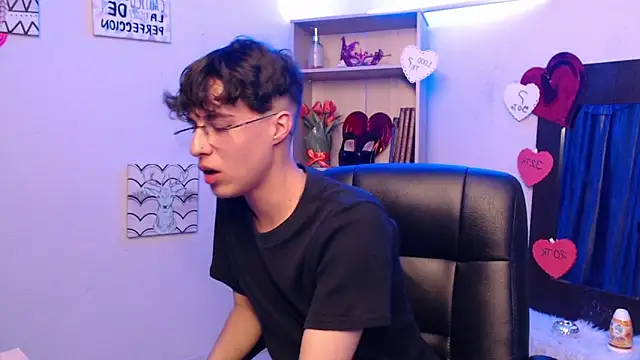 Snapshot of Jeam_hot chatting on March 13, 2025, 9:26 pm Jeam hot online show from March 13, 2025, 9:26 pm