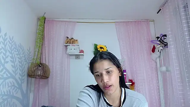 Alison Wiley online show from November 28, 2025, 1:52 am