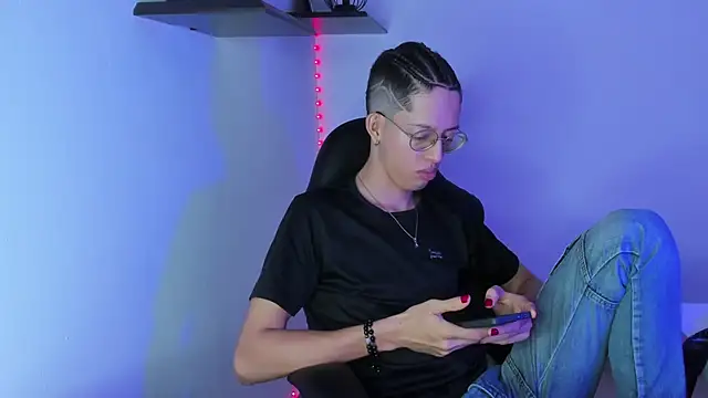 Snapshot of manu_vera chatting on January 12, 2025, 10:43 pm manu vera online show from January 12, 2025, 10:43 pm