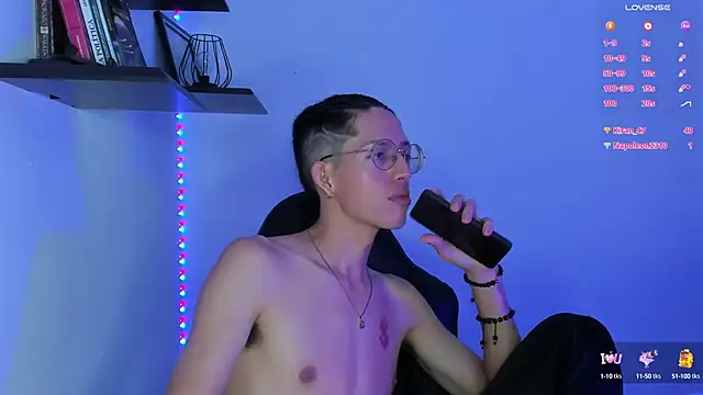 Snapshot of manu_vera chatting on January 15, 2025, 2:06 am manu vera online show from January 15, 2025, 2:06 am