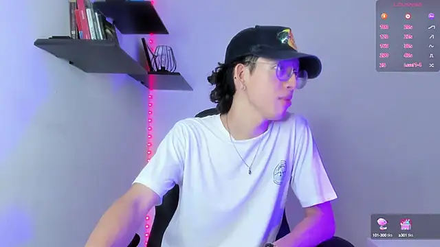 Snapshot of manu_vera chatting on February 13, 2025, 7:10 pm manu vera online show from February 13, 2025, 7:10 pm