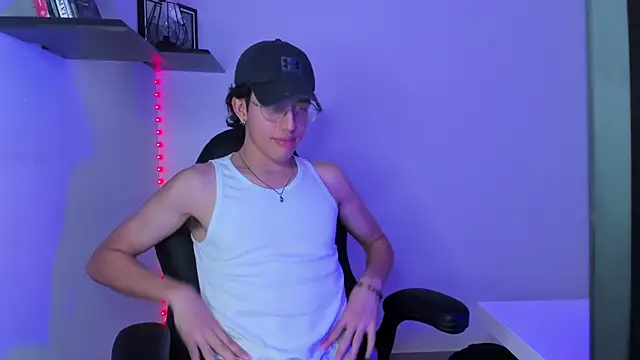 Snapshot of manu_vera chatting on February 28, 2025, 7:25 pm manu vera online show from February 28, 2025, 7:25 pm