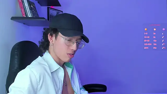 Snapshot of manu_vera chatting on March 2, 2025, 1:58 am manu vera online show from March 2, 2025, 1:58 am