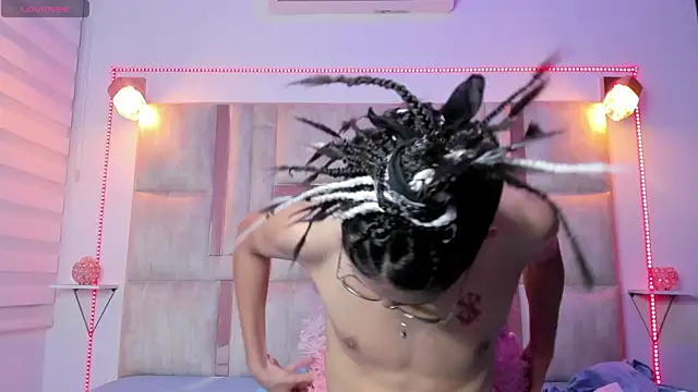 Snapshot of manu_vera chatting on March 19, 2025, 7:38 pm manu vera online show from March 19, 2025, 7:38 pm