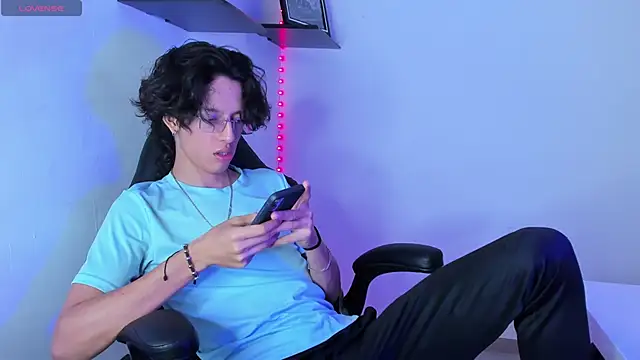 Snapshot of manu_vera chatting on September 10, 2025, 8:09 pm manu vera online show from September 10, 2025, 8:09 pm