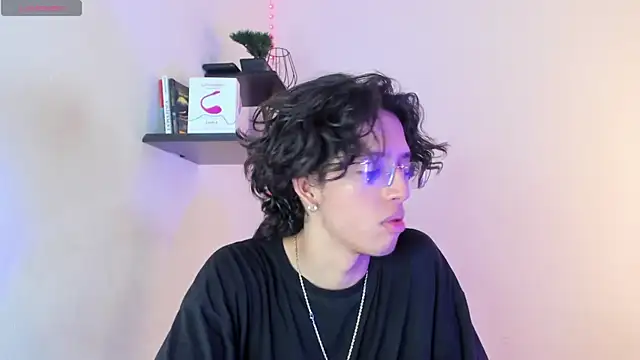 Snapshot of manu_vera chatting on September 25, 2025, 8:01 pm manu vera online show from September 25, 2025, 8:01 pm