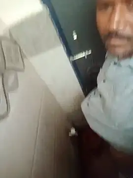 Snapshot of SSmadhu chatting on October 8, 2025, 6:44 am SSmadhu online show from October 8, 2025, 6:44 am