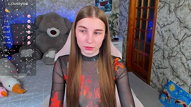  flowersweeet  online show from February 10, 2026, 4:44 pm