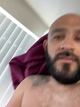 tylergigo online show from March 18, 2025, 6:48 pm