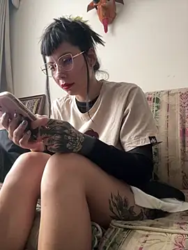 EemaHaruki online show from March 21, 2025, 9:45 pm