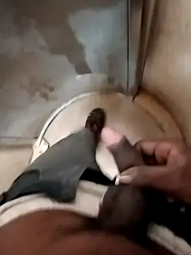 Snapshot of gwadaa9 chatting on January 29, 2025, 7:36 am gwadaa9 online show from January 29, 2025, 7:36 am