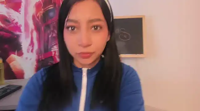 Snapshot of Emma__fox__ chatting on February 3, 2025, 2:13 pm Emma fox online show from February 3, 2025, 2:13 pm