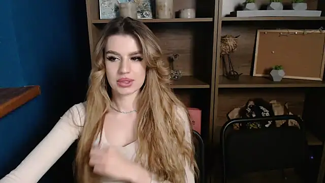 Snapshot of Your_Jessy chatting on December 18, 2024, 11:51 pm Your Jessy online show from December 18, 2024, 11:51 pm