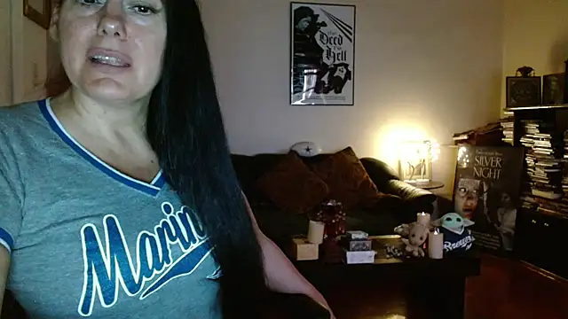 Snapshot of mandaloriangirls chatting on October 5, 2025, 5:44 pm mandaloriangirls online show from October 5, 2025, 5:44 pm