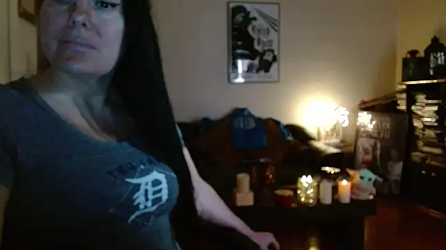 mandaloriangirls online show from March 11, 2026, 8:04 pm