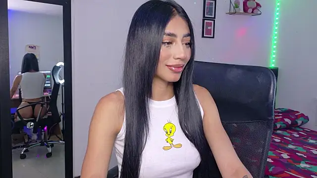 JulietaCheerr online show from February 5, 2026, 1:27 pm