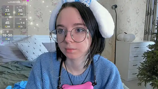 Snapshot of Nora_Failure chatting on January 10, 2025, 10:06 am Nora Failure online show from January 10, 2025, 10:06 am