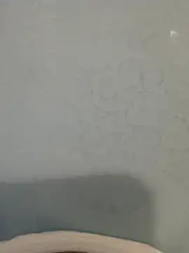 Layla-daloua online show from February 7, 2026, 6:33 pm