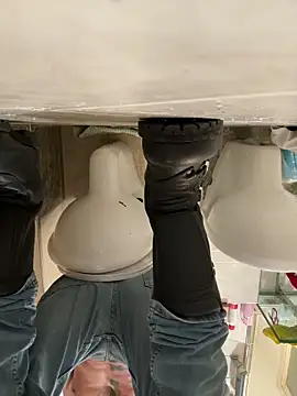 gianluca75gggggggh online show from February 1, 2026, 7:23 pm