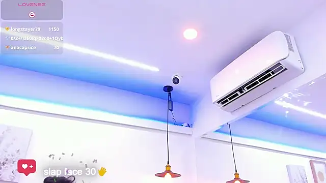 Snapshot of Dilan_y_Mia chatting on March 11, 2025, 9:48 pm Dilan y Mia online show from March 11, 2025, 9:48 pm