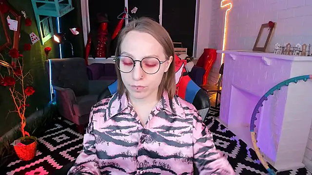 Snapshot of AphexQueen chatting on March 11, 2025, 9:13 am AphexQueen online show from March 11, 2025, 9:13 am