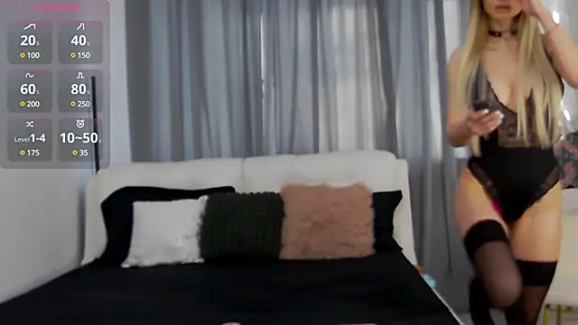 Snapshot of AddaMantia chatting on February 17, 2025, 7:37 am AddaMantia online show from February 17, 2025, 7:37 am