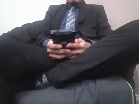 Slutpupdmv online show from June 29, 2026, 7:36 pm