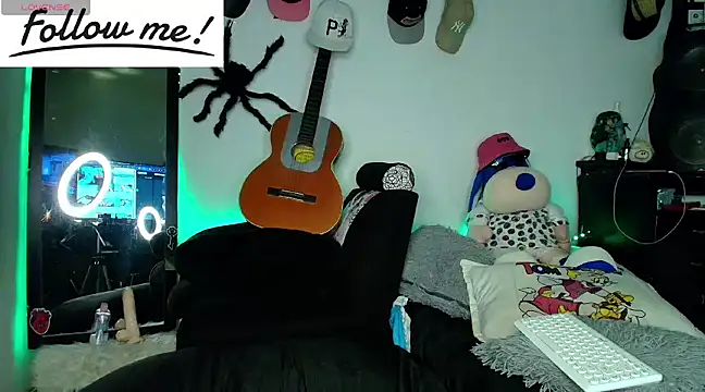 twink sebas  online show from December 5, 2024, 11:29 pm