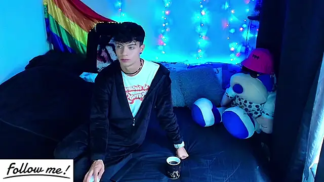 twink sebas  online show from December 29, 2024, 12:55 pm