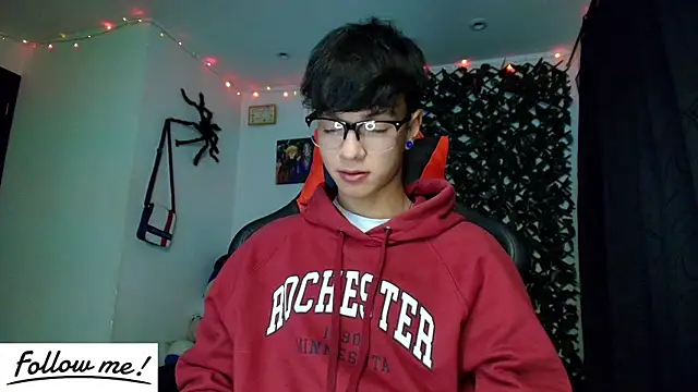 twink sebas  online show from January 22, 2025, 9:13 am