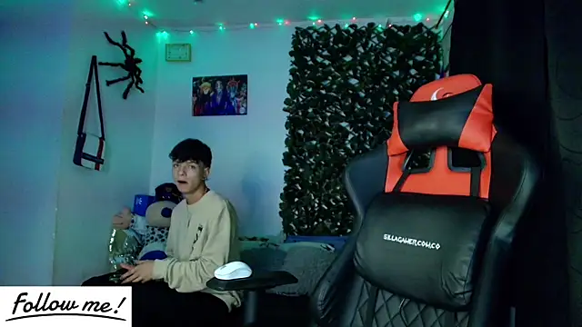 twink sebas  online show from January 30, 2025, 4:16 am