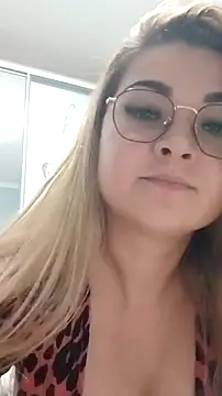 pussyCat t online show from November 11, 2025, 5:46 pm