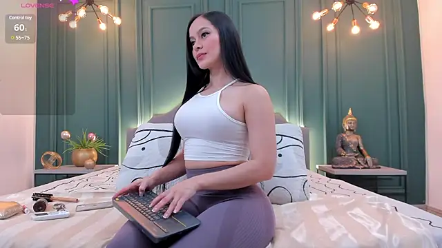 rubyhill 2711 online show from January 14, 2025, 2:19 am