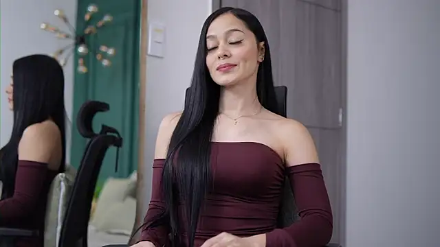 Snapshot of rubyhill_2711 chatting on September 10, 2025, 11:05 pm rubyhill 2711 online show from September 10, 2025, 11:05 pm