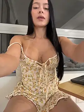 rubyhill 2711 online show from May 10, 2026, 1:11 am