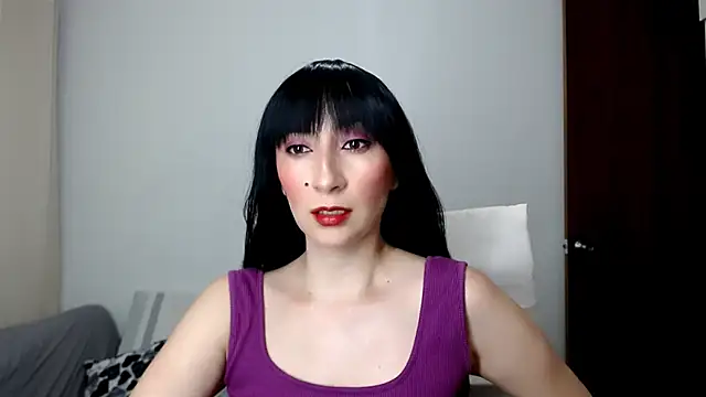 Snapshot of Laura-pervert chatting on June 7, 2026, 12:04 am Laura-pervert online show from June 7, 2026, 12:04 am