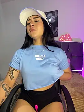 emily 22x online show from October 12, 2025, 9:47 pm