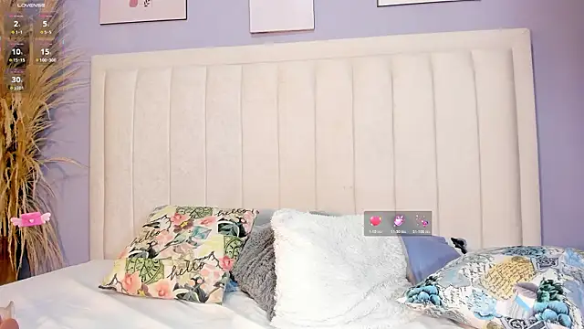 Lia Ashley online show from March 12, 2026, 7:42 pm