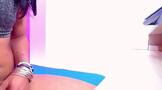 antonela xxx online show from February 14, 2025, 10:25 pm