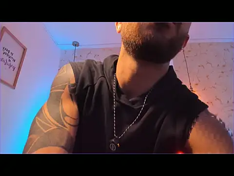 Snapshot of rikkostuff chatting on October 10, 2025, 1:21 pm rikkostuff online show from October 10, 2025, 1:21 pm