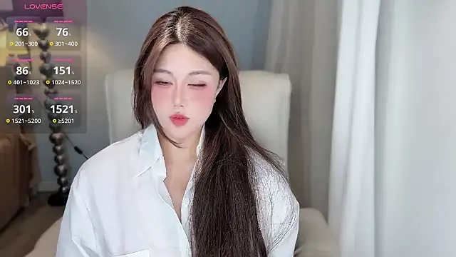 Snapshot of Strawberrybabyy1 chatting on December 5, 2024, 4:01 pm Strawberrybabyy1 online show from December 5, 2024, 4:01 pm