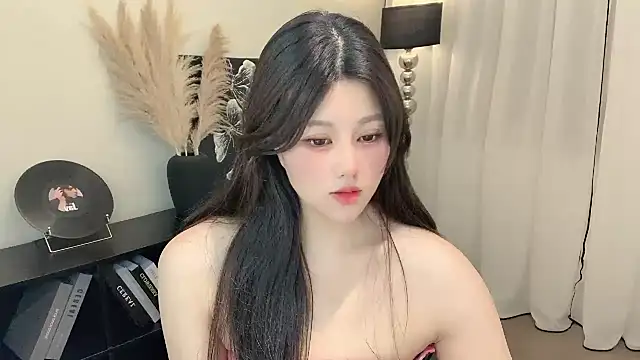 Snapshot of Strawberrybabyy1 chatting on March 20, 2025, 3:04 pm Strawberrybabyy1 online show from March 20, 2025, 3:04 pm