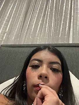 Snapshot of NattGomez chatting on January 5, 2025, 4:25 am NattGomez online show from January 5, 2025, 4:25 am