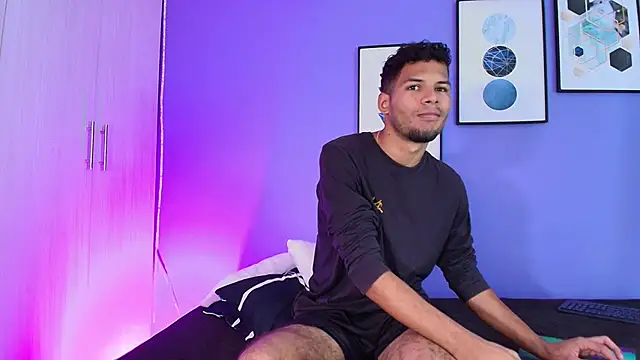 miaa lux online show from January 5, 2025, 5:20 pm