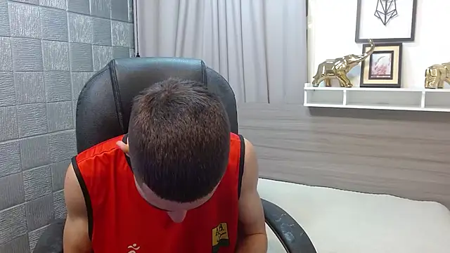 JackSwan18 online show from December 14, 2025, 7:29 pm