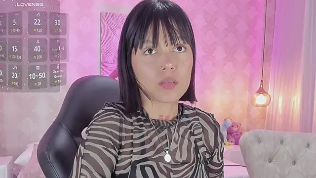 IVY QADESH online show from February 19, 2025, 7:05 pm